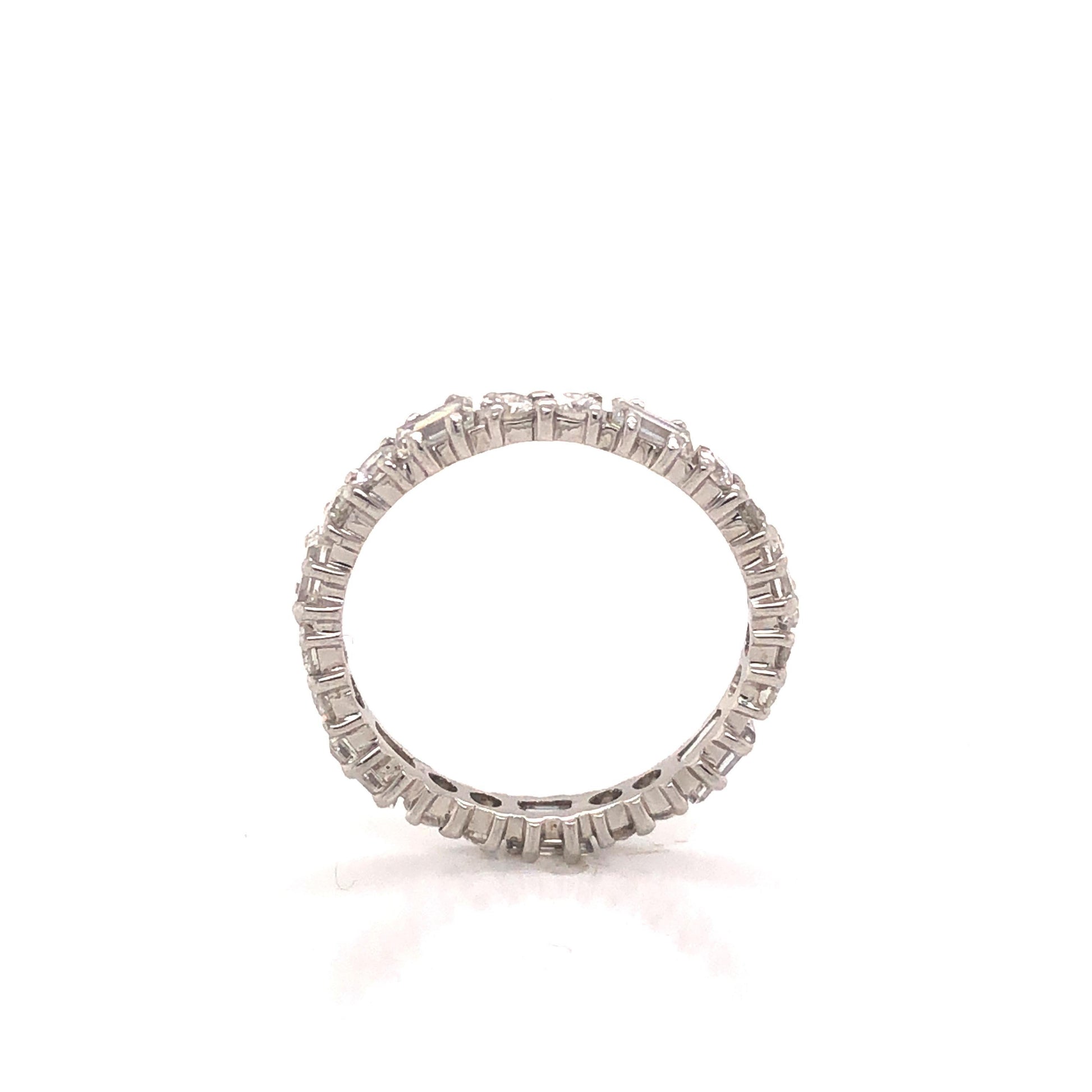 Baguette & Round Cut Diamond East West Set 18k Wedding Band