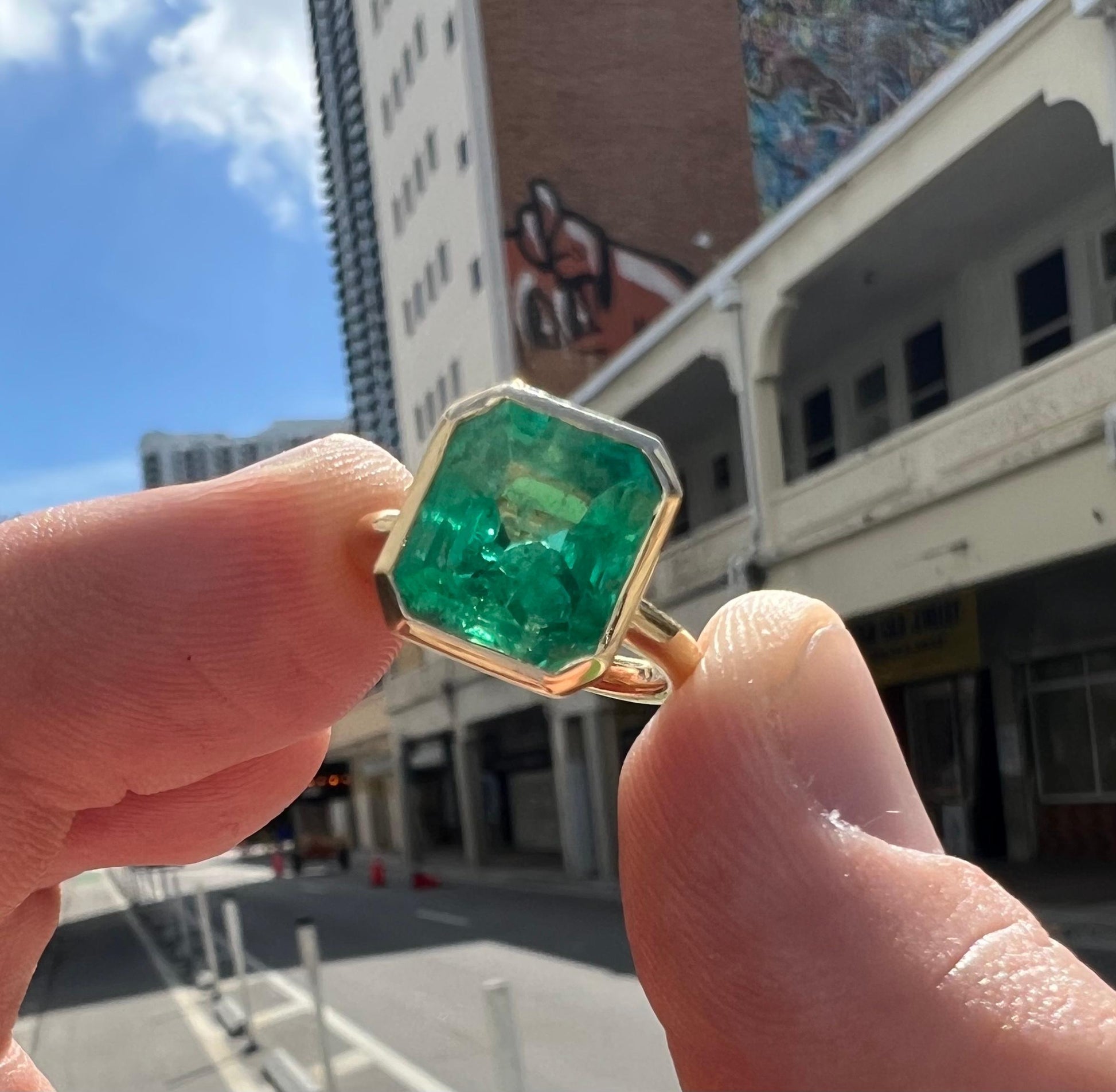 Colombian Emerald 6.10 Carat Bezel Set Cocktail Ring 18k Yellow Gold