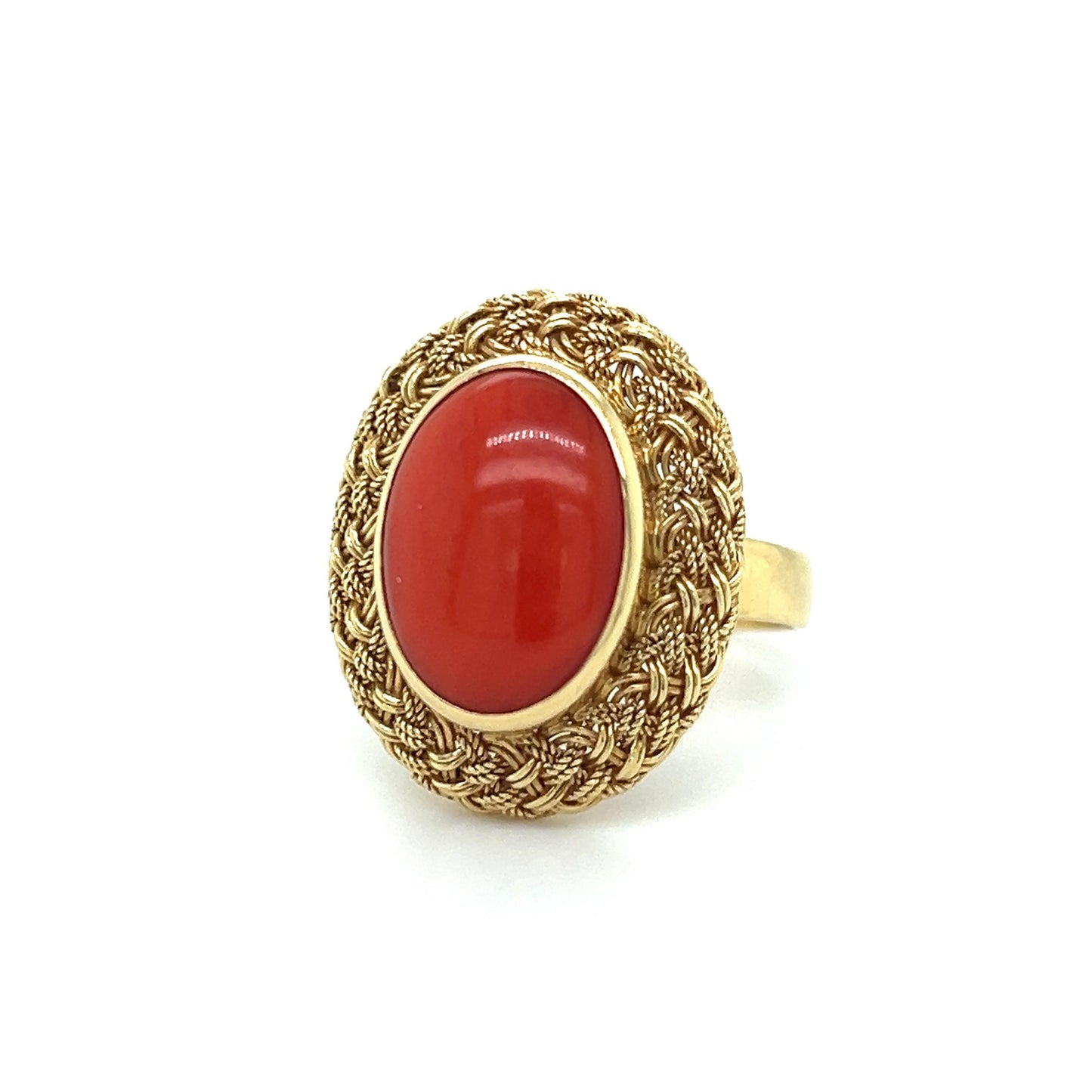 Retro Coral Gemstone 18k Yellow Gold Cocktail Ring