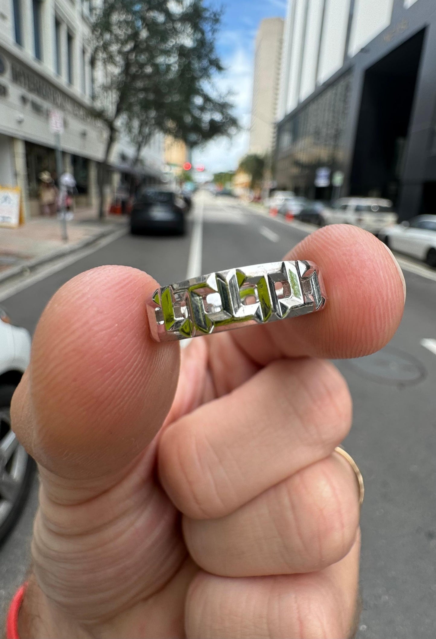 Tiffany & Co. T True Wide Ring in 18k White Gold Size 8