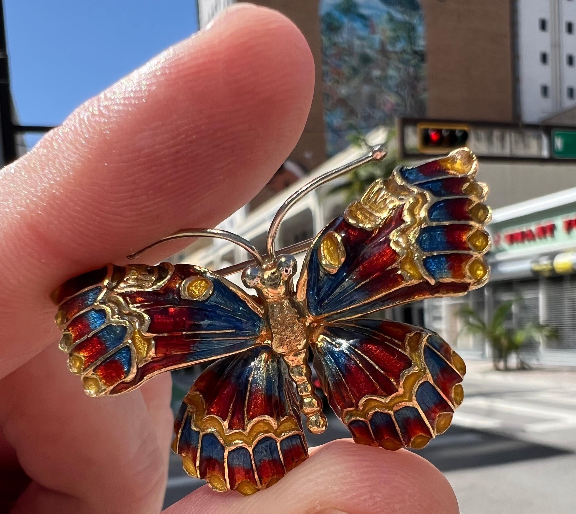 Vintage Enamel Butterfly Brooch 18k Yellow Gold Italian Made