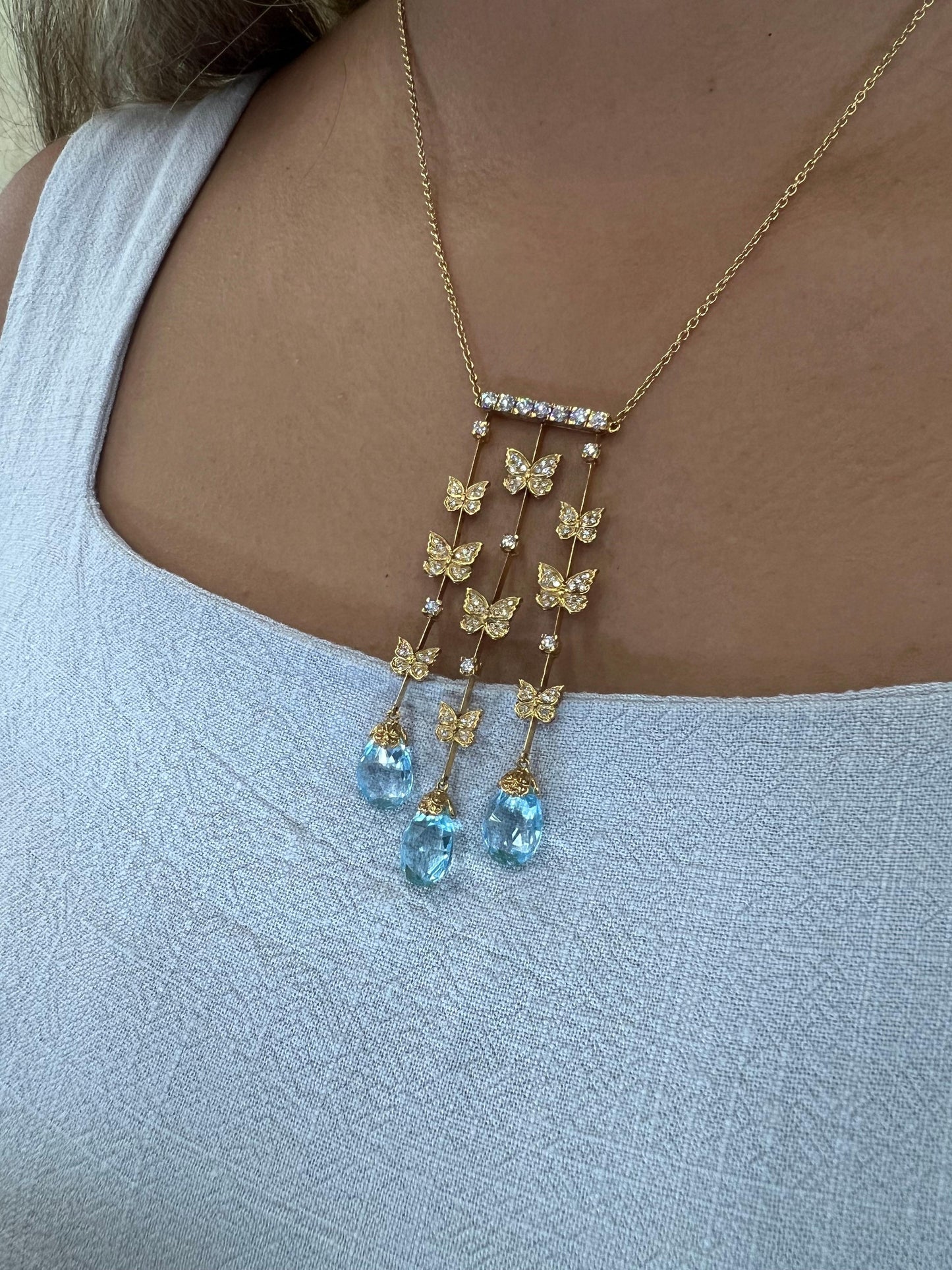 Carrera Y Carrera Baile Mariposa Butterfly Diamond Topaz 18k Necklace & Earrings