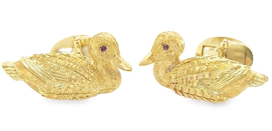 Kurt Wayne 18K Yellow Gold Duckling Men's Cufflinks Ruby Gemstones